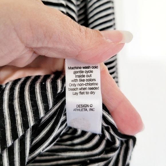 Athleta Black and White Striped Long Sleeve Top Size Small - Picture 9 of 9